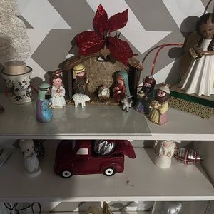 11 pieces Children’s Nativity Set